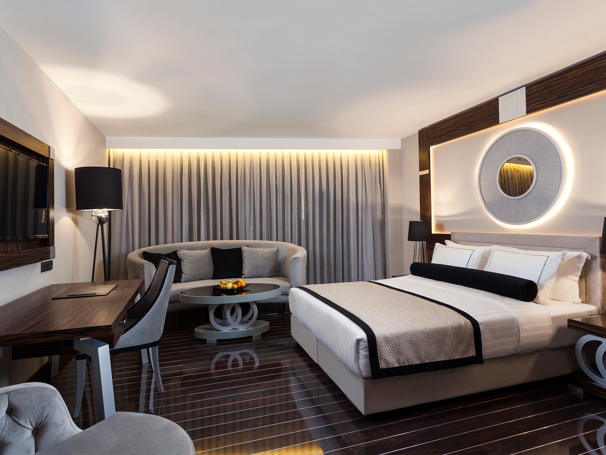 Ramada Hotel & Suites Sisli Istanbul Exterior foto